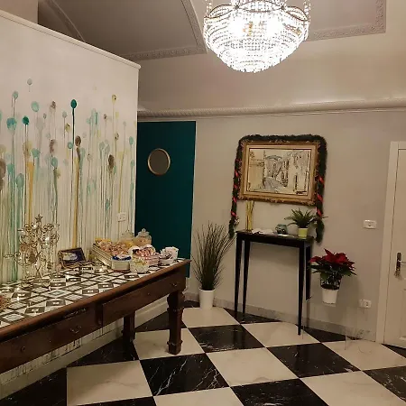 Dimora Dell'opera 4* Neapol