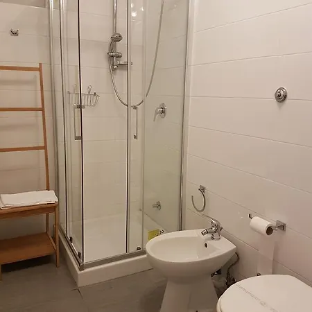 فندق مبيت وإفطار Dimora Dell'opera 4*