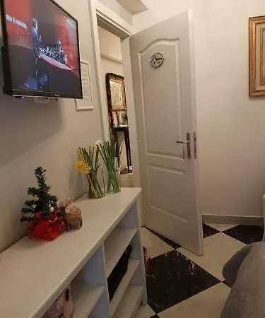 Dimora Dell'opera 4* Nápoles