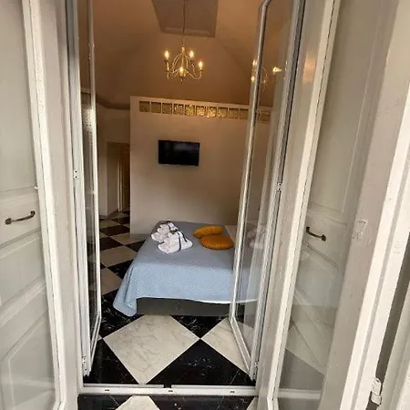 Dimora Dell'opera 4* Naples
