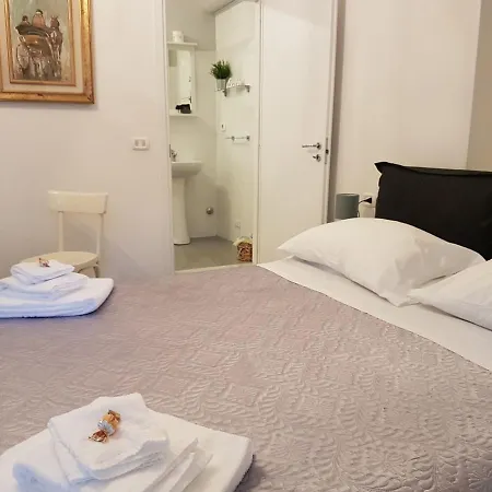 Bed and breakfast Dimora Dell'opera 4*